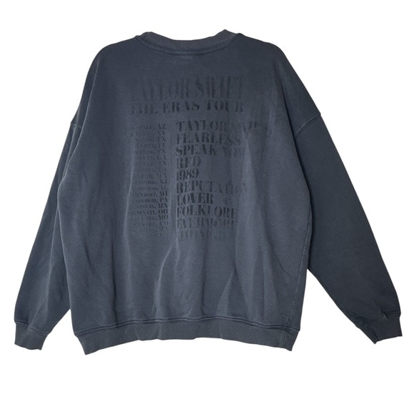 Taylor Swift Eras Tour Official Blue Crewneck Sweatshirt Womens Medium Oversized - Picture 2 of 8